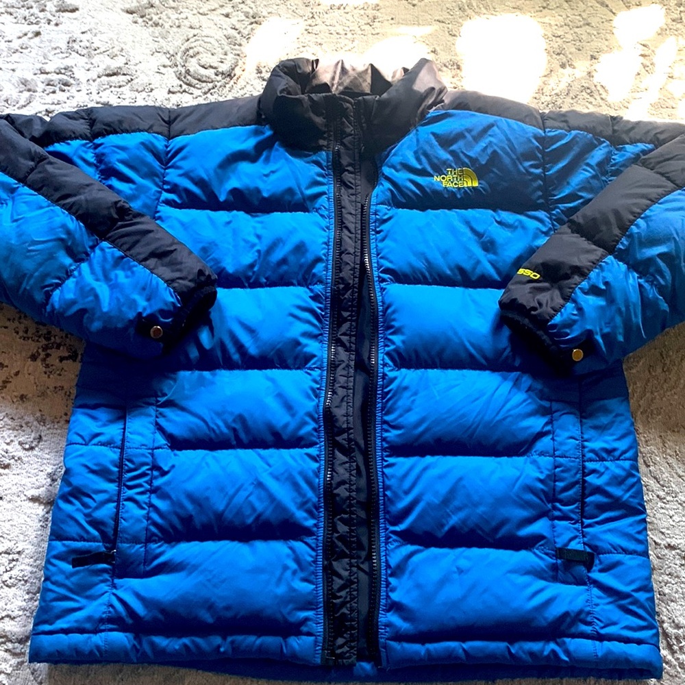 The north face 550 puffer jacket -boys